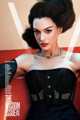ANNE HATHAWAY