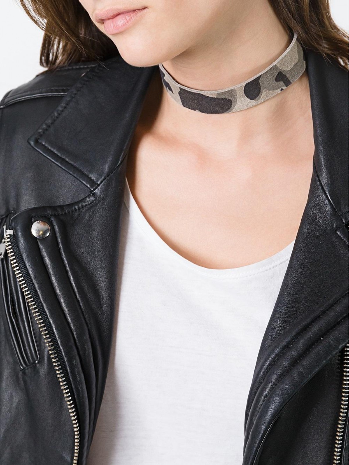 CHOKER KARMEN 8